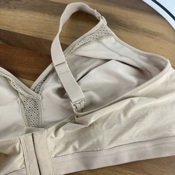 Hanes Womens Wire-Free Comfort Bra 2X Beige Nylon/Spandex Blend With Lace Accent - Picture 9 of 9